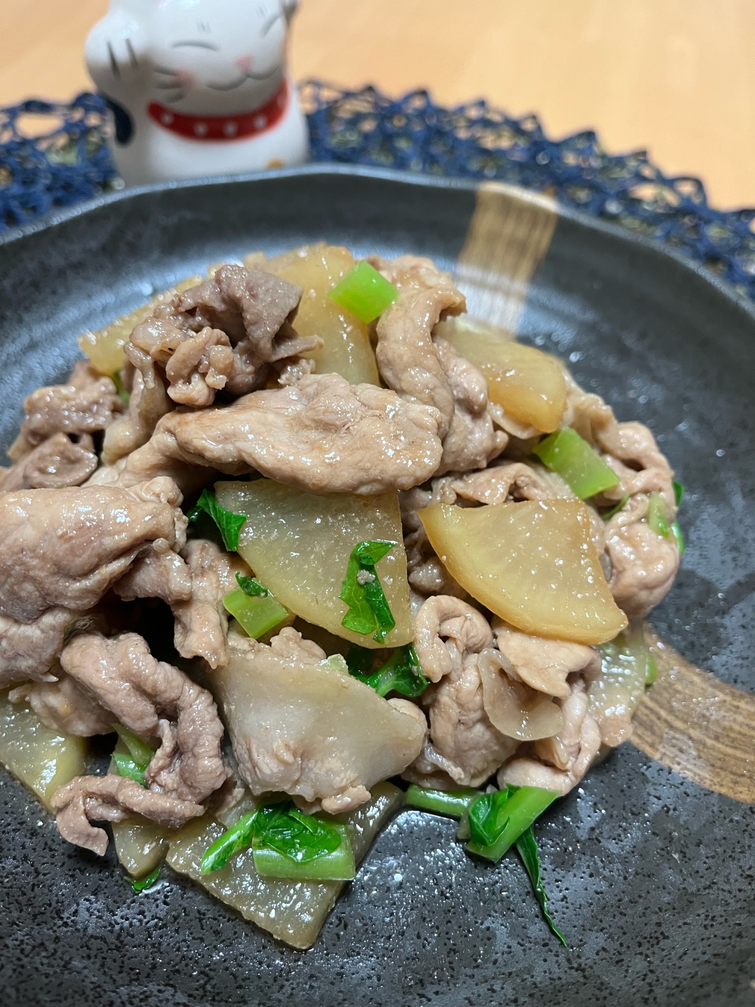 ご飯が進む♬豚肉と大根の炒め物