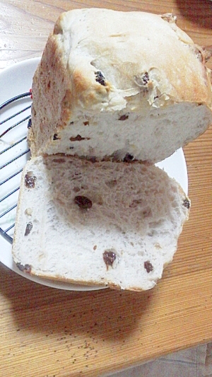 くるみレーズンパン