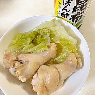 白菜と手羽元で　☆　水炊き