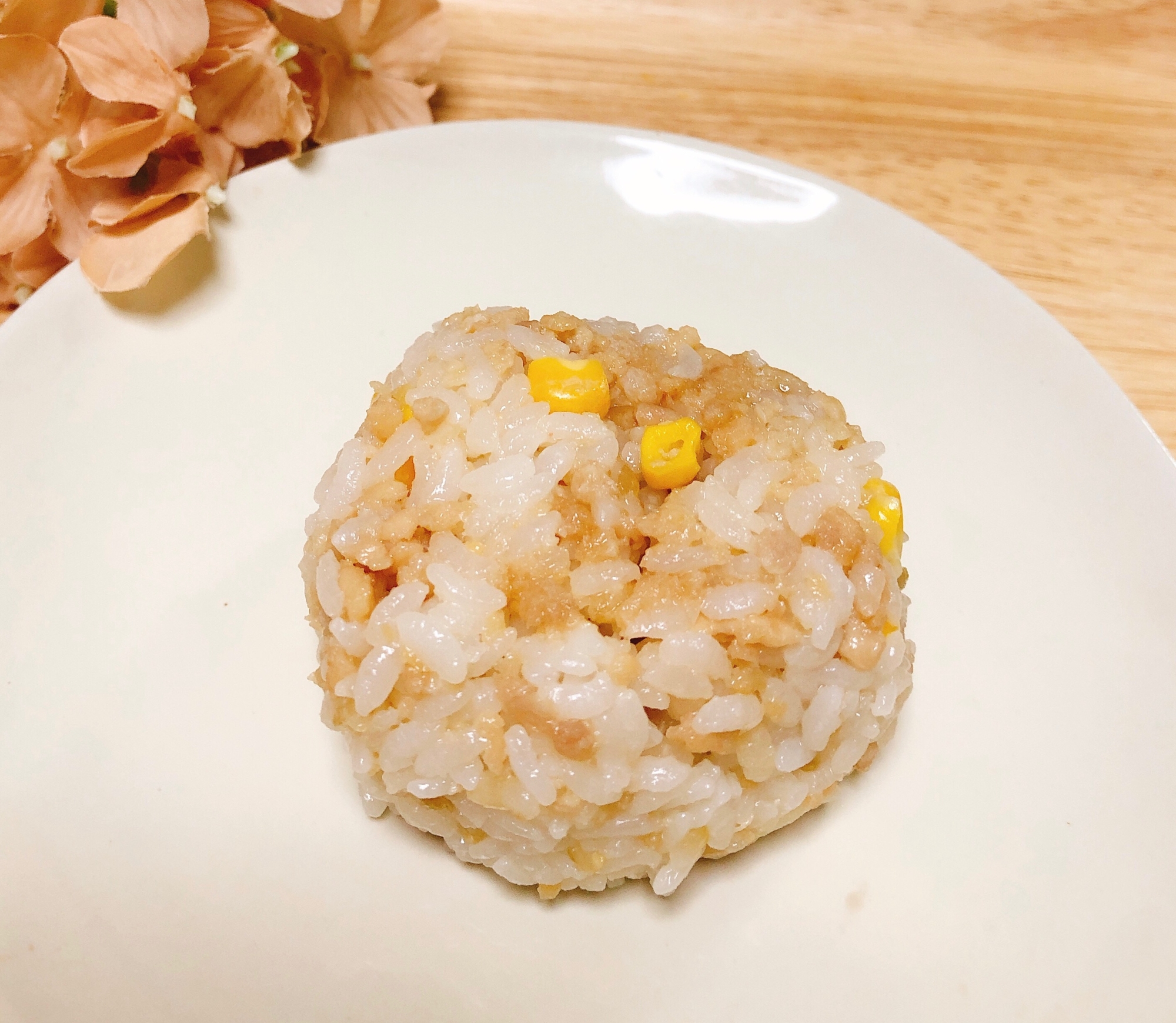 鶏そぼろおにぎり