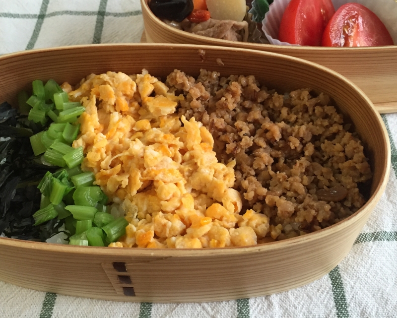 もろみで鶏そぼろ