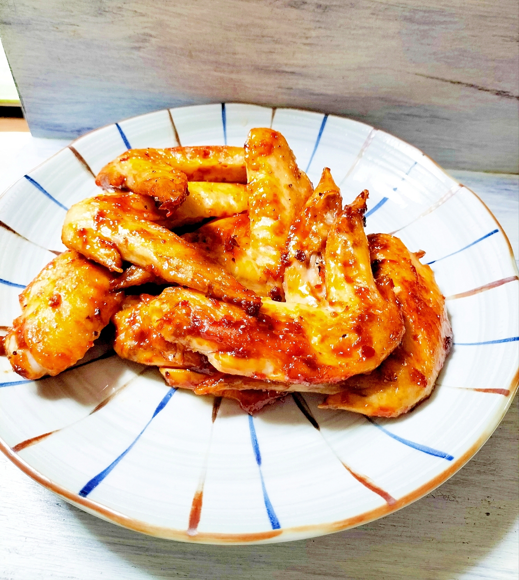 中華風✨ピリ辛手羽先のフライパン焼き