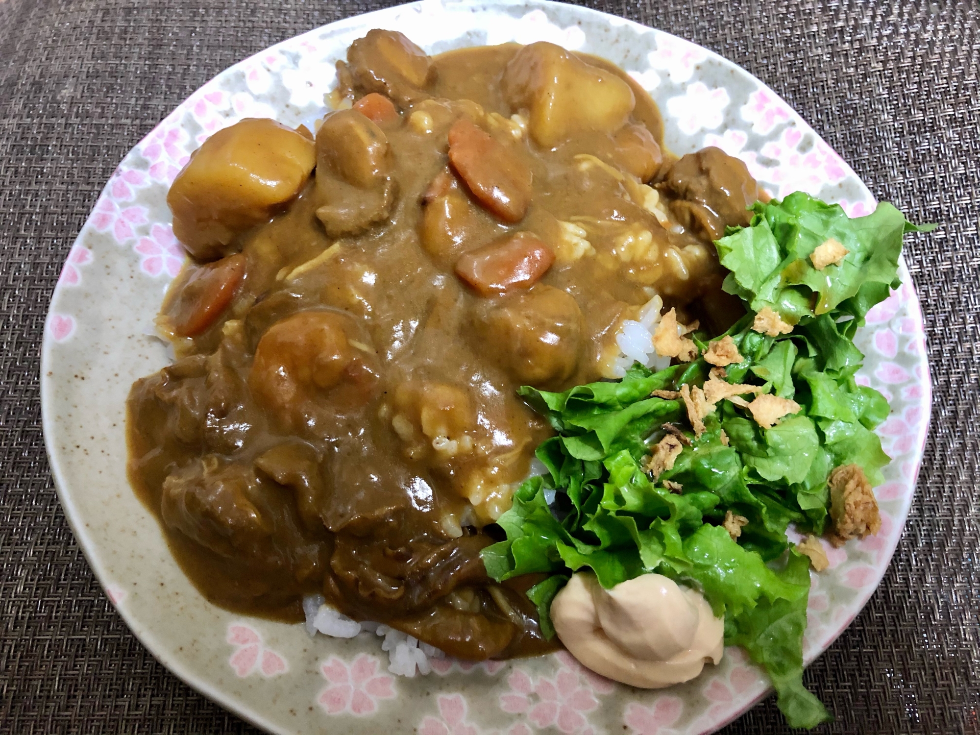 シーフードミックスで簡単♪エビとイカのカレー