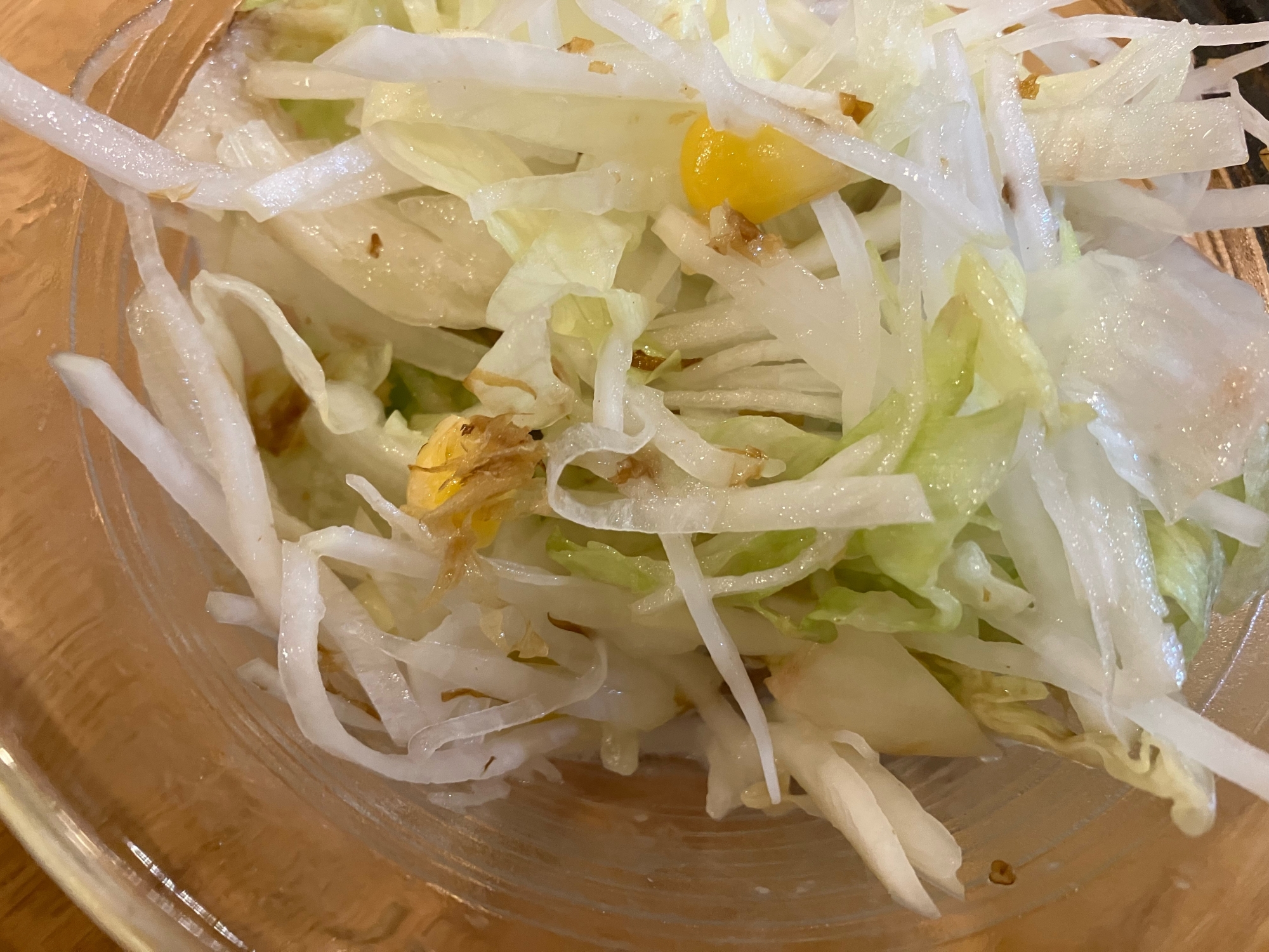 レタスと大根とコーンのおかか塩レモンサラダ