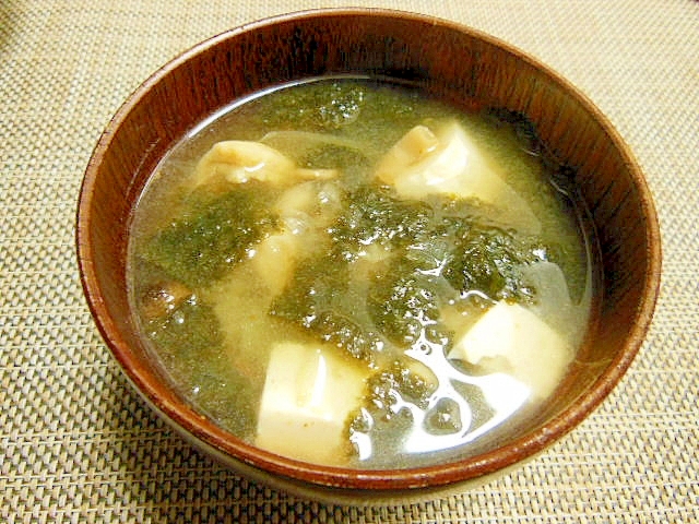 韓国のりと豆腐のお味噌汁♪