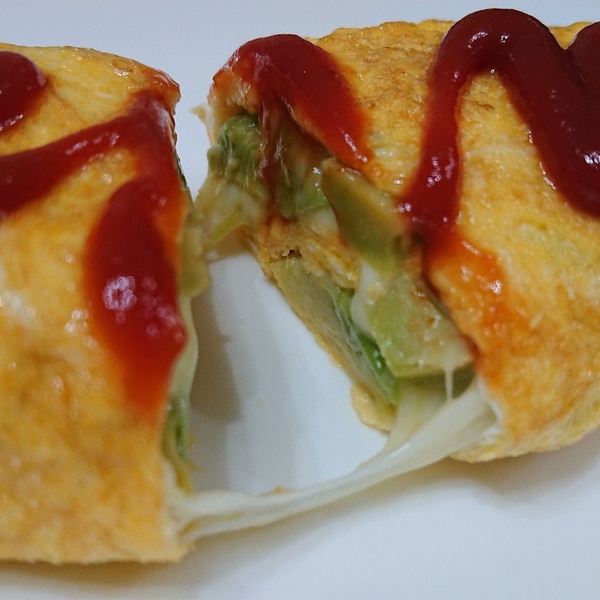 とろーりチーズ とろとろアボカドオムレツ レシピ 作り方 By ストック 楽天レシピ とろーりチーズ とろとろアボカドオムレツ レシピ 作り方 By ストック 楽天レシピ