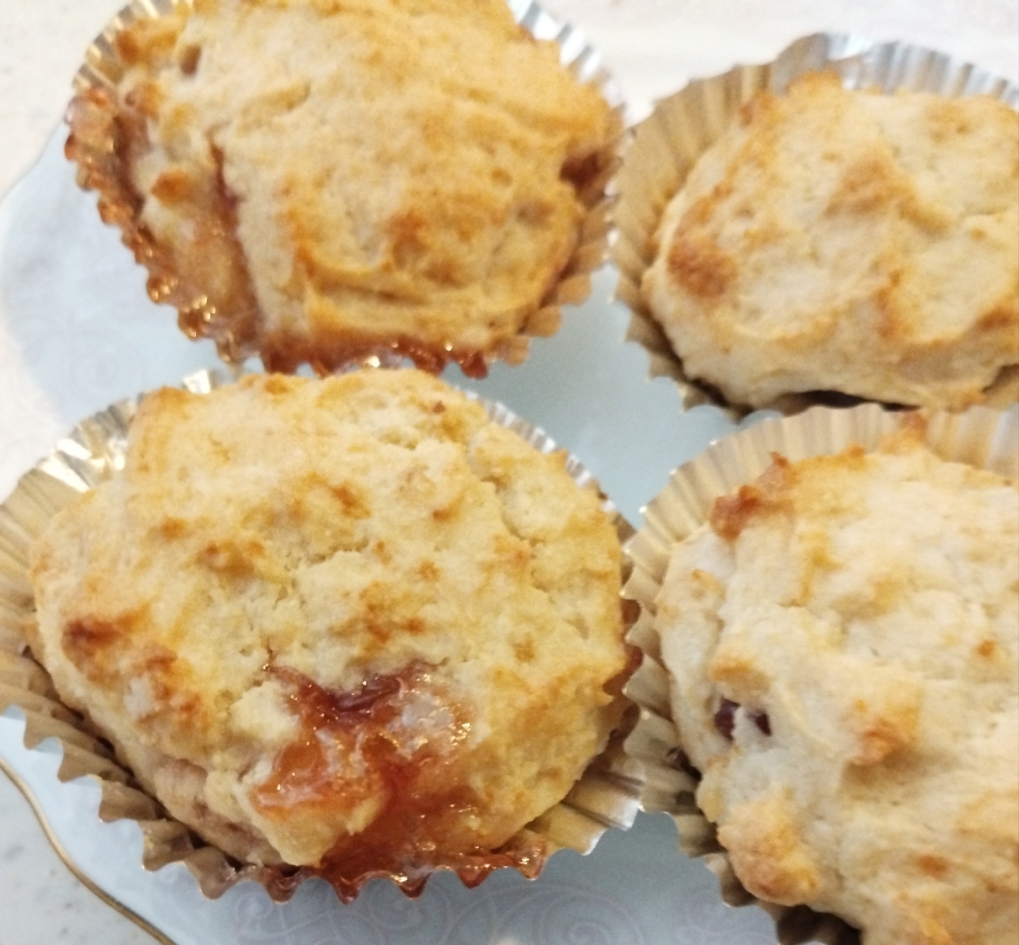 カップケーキ ジャム入り!!