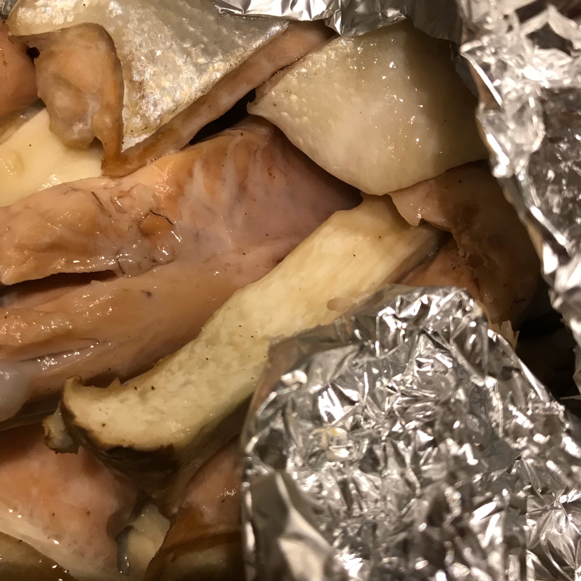 鮭とエリンギのニンニク味噌ホイル包み