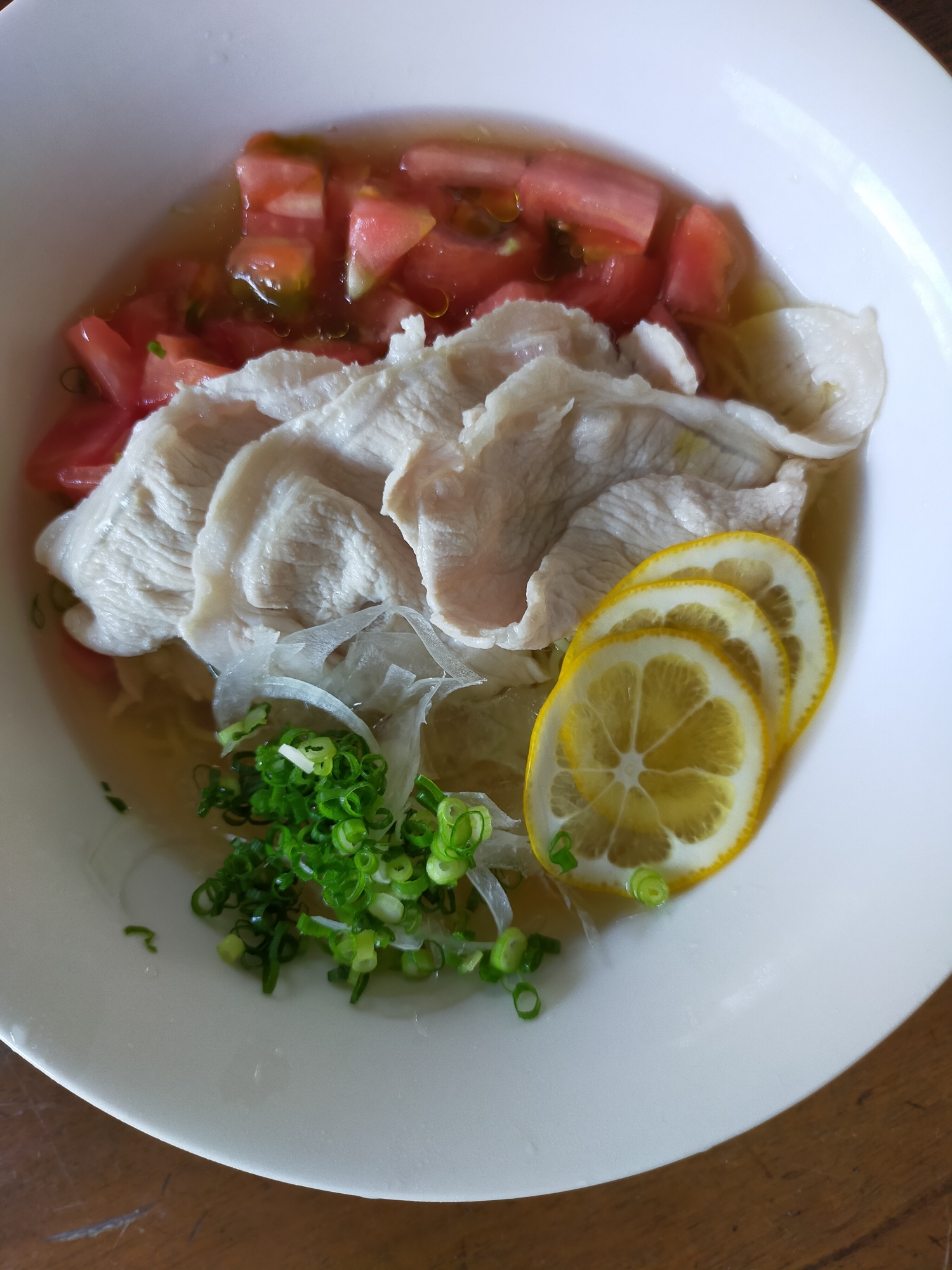 トマトと豚しゃぶの冷しラーメン