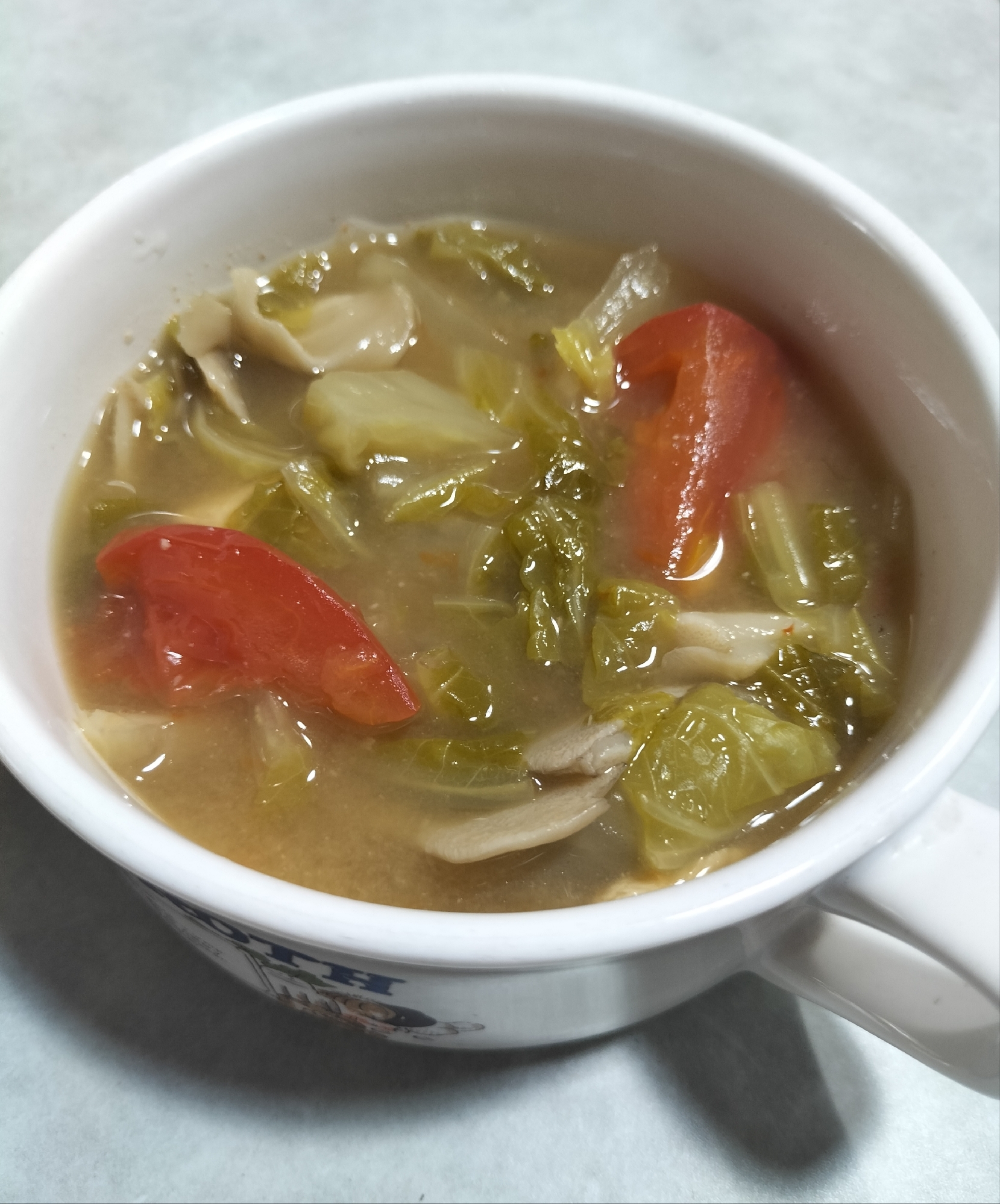 鯖のトマト入り味噌汁