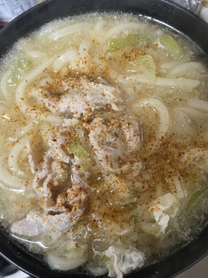 ＊ヒガシマルうどんスープで☆肉うどん＊