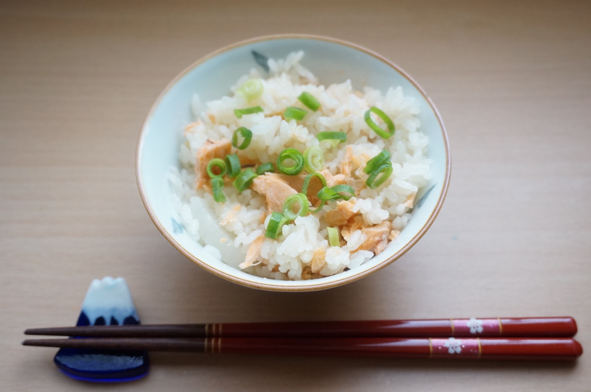 感動の旨さ！塩鮭と大根の炊き込みご飯＃節約＃塩鮭