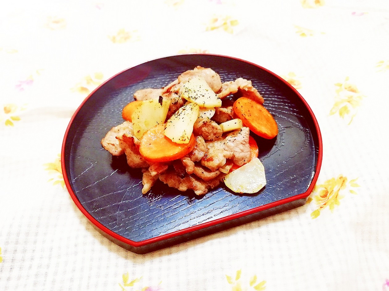 ナツメグ風味♪野菜と豚ロース肉の炒めもの