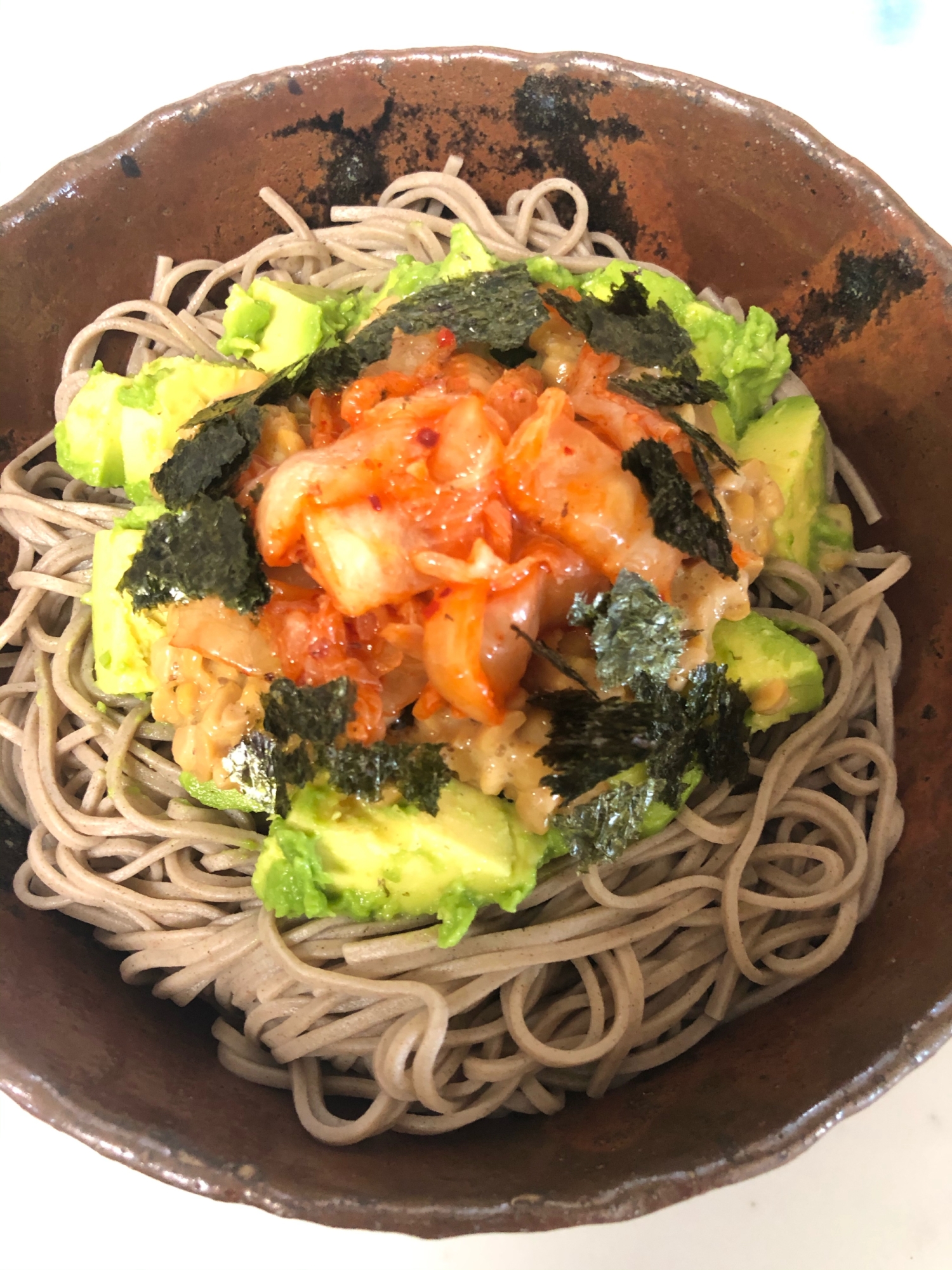 簡単♪ランチ♪夕食♪柚子胡椒香るアボカド納豆蕎麦