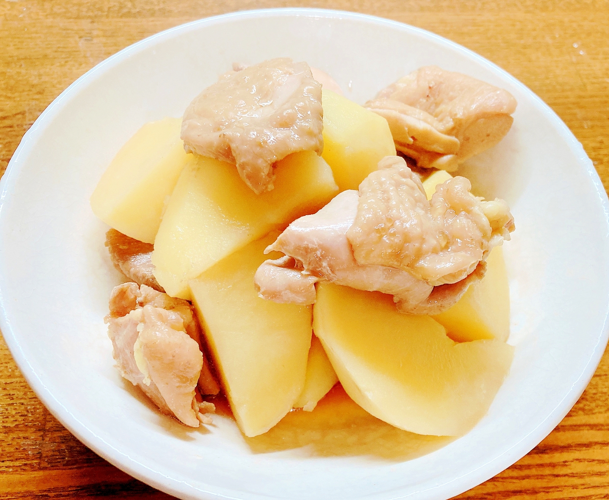 じゃが芋と鶏肉のめんつゆ煮