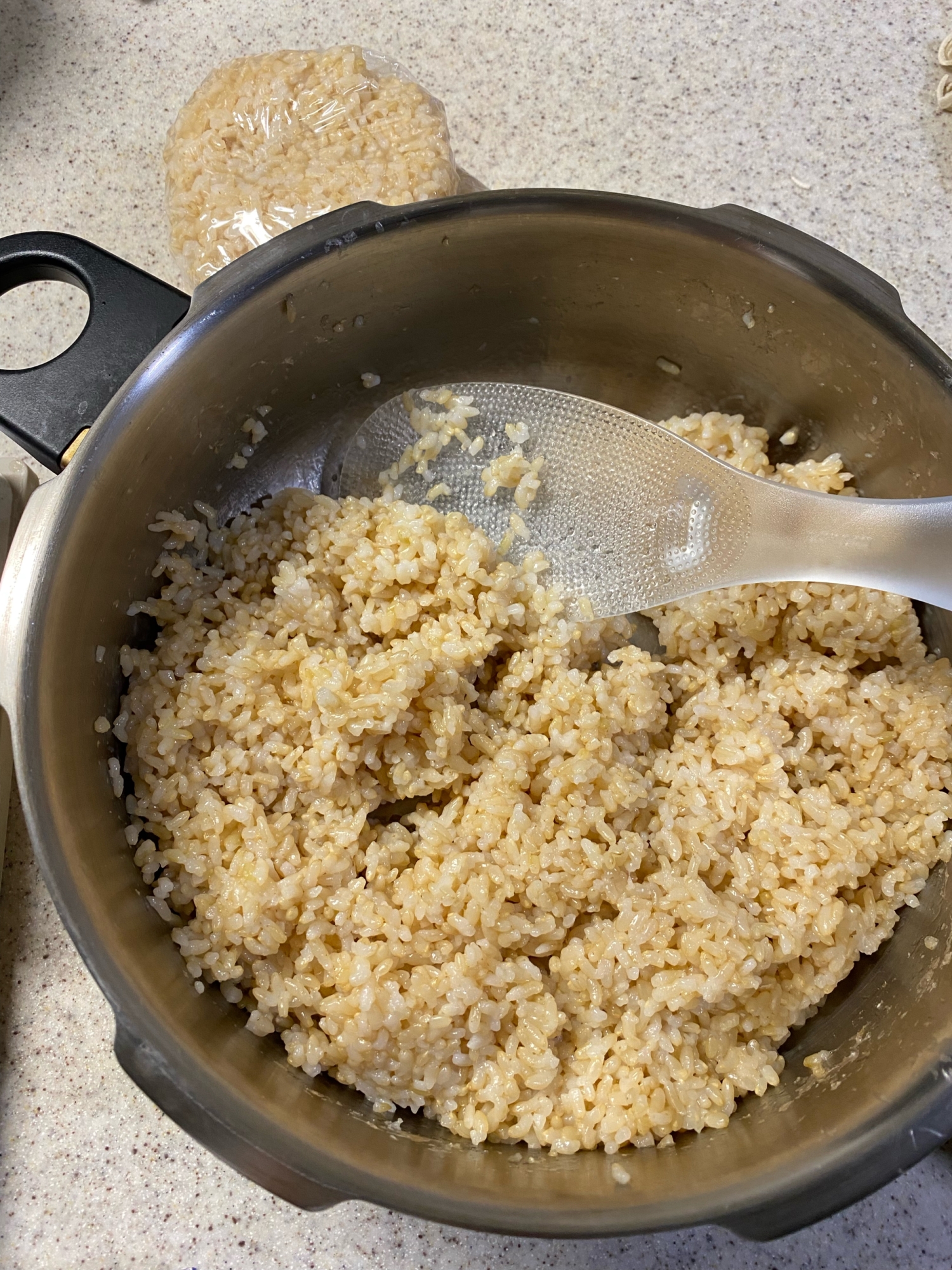 圧力鍋で玄米を炊く