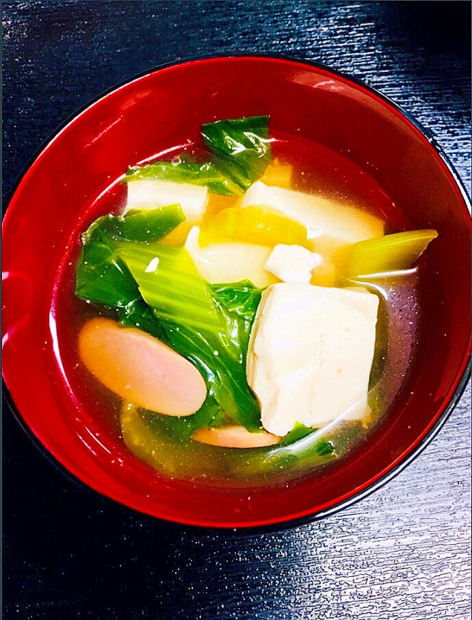 チンゲン菜とお豆腐の中華スープ