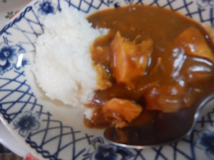 「鶏ささみたっぷりカレー」　　　　♪♪