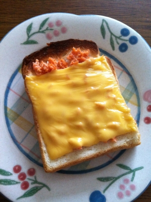 ＊朝食に♪鮭フレーク＆チーズパン＊