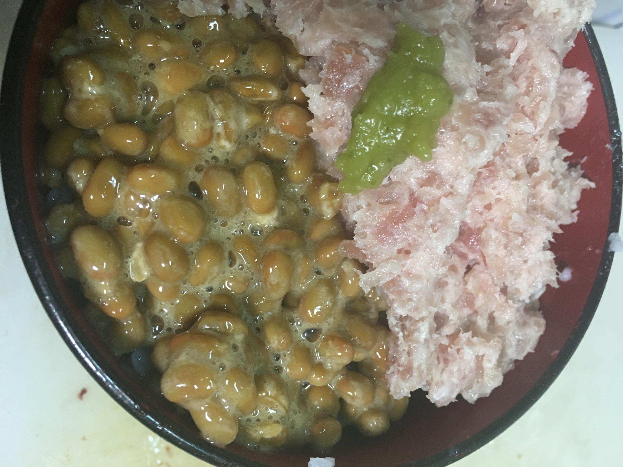 マグロたたき納豆2色丼 レシピ 作り方 By はっとはっと 楽天レシピ