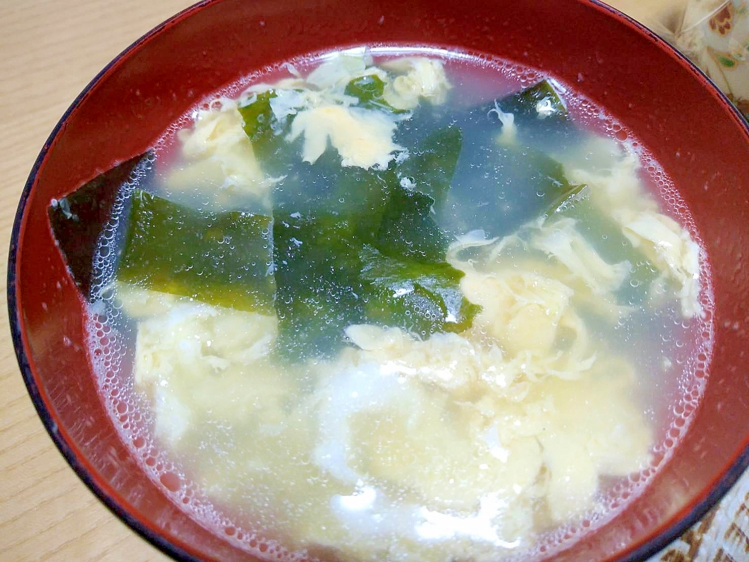 簡単にできる⭐︎わかめと卵の中華スープ