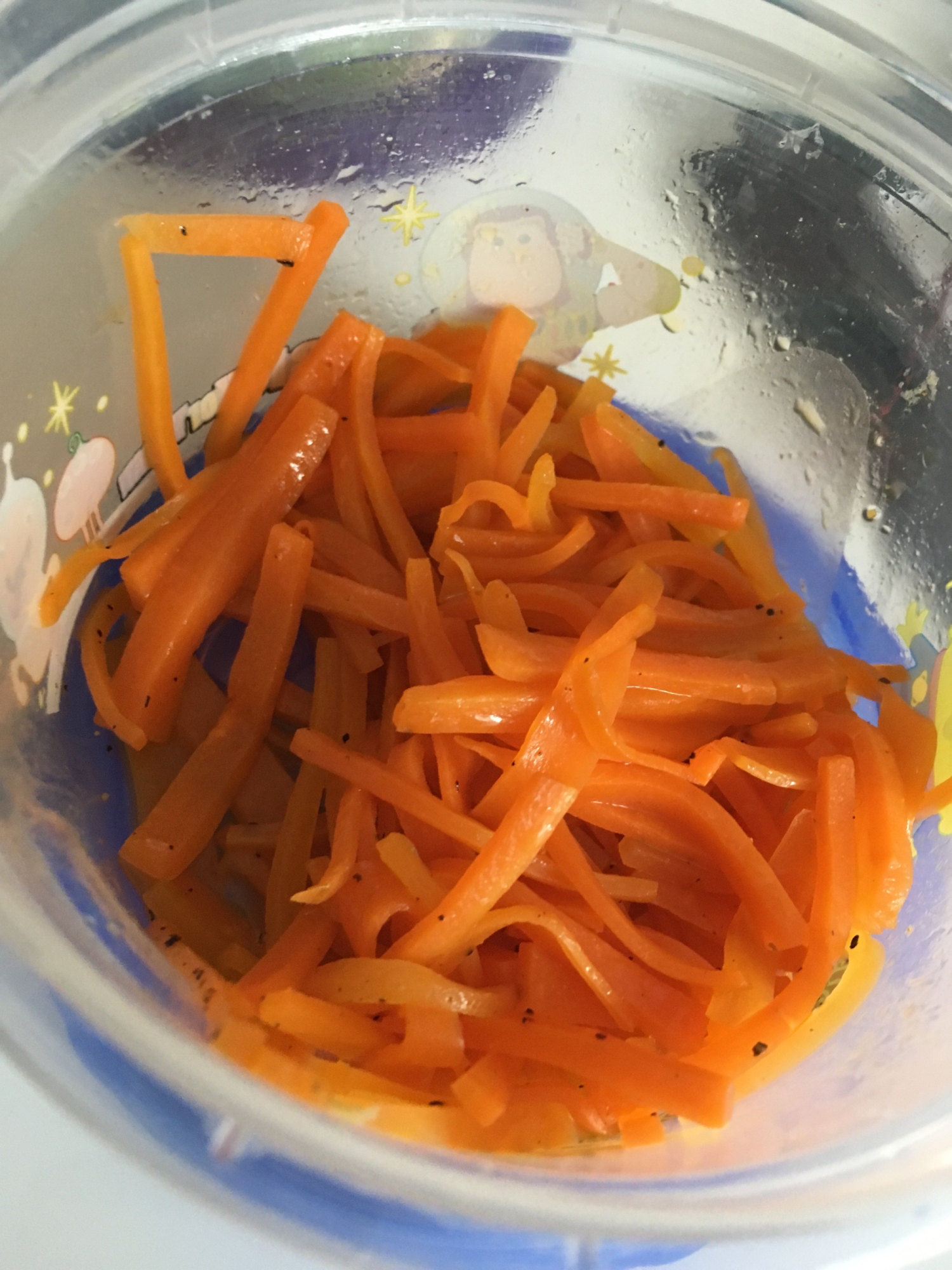 男の宅飯 ワインの副菜 イタリアン無限人参 レシピ 作り方 By Pudge 楽天レシピ