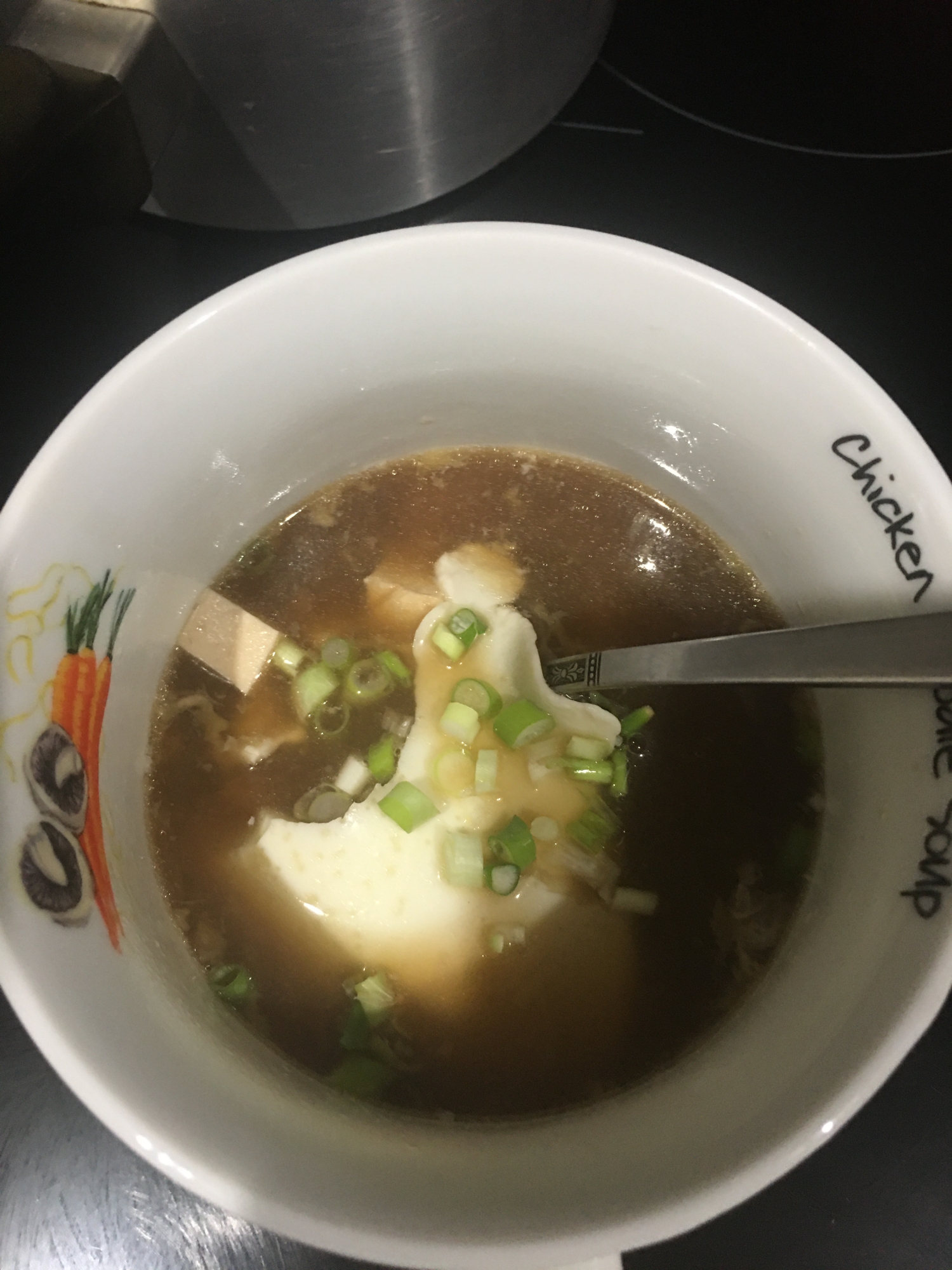 卵と豆腐で中華風スープ