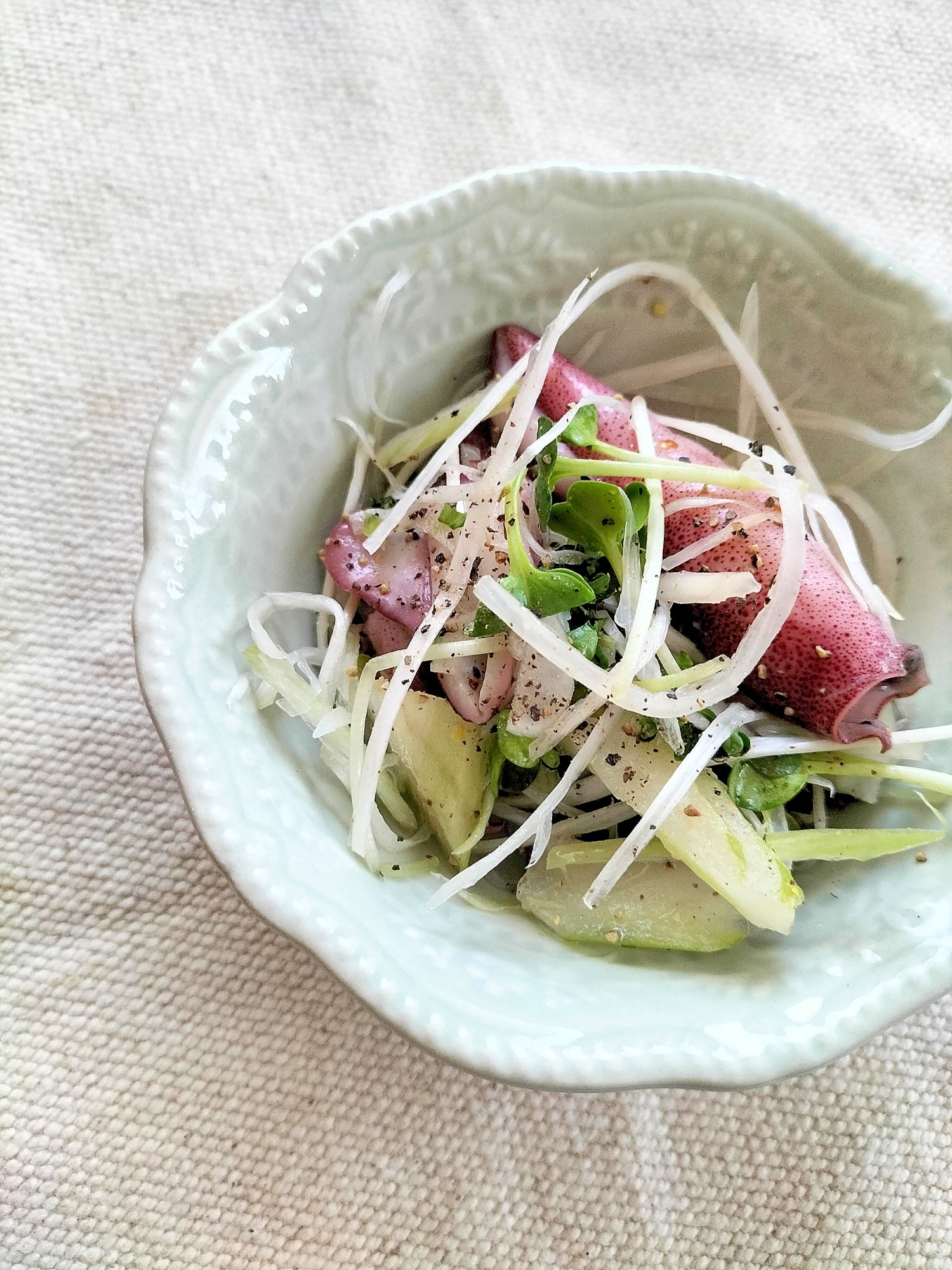 やりいかとセロリの白髪ねぎマスタードわさび♩