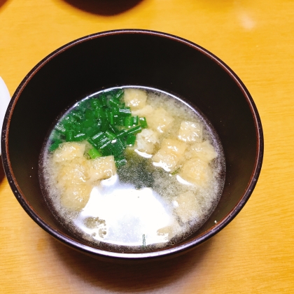 大根とわかめとうすあげの美味しいお味噌汁