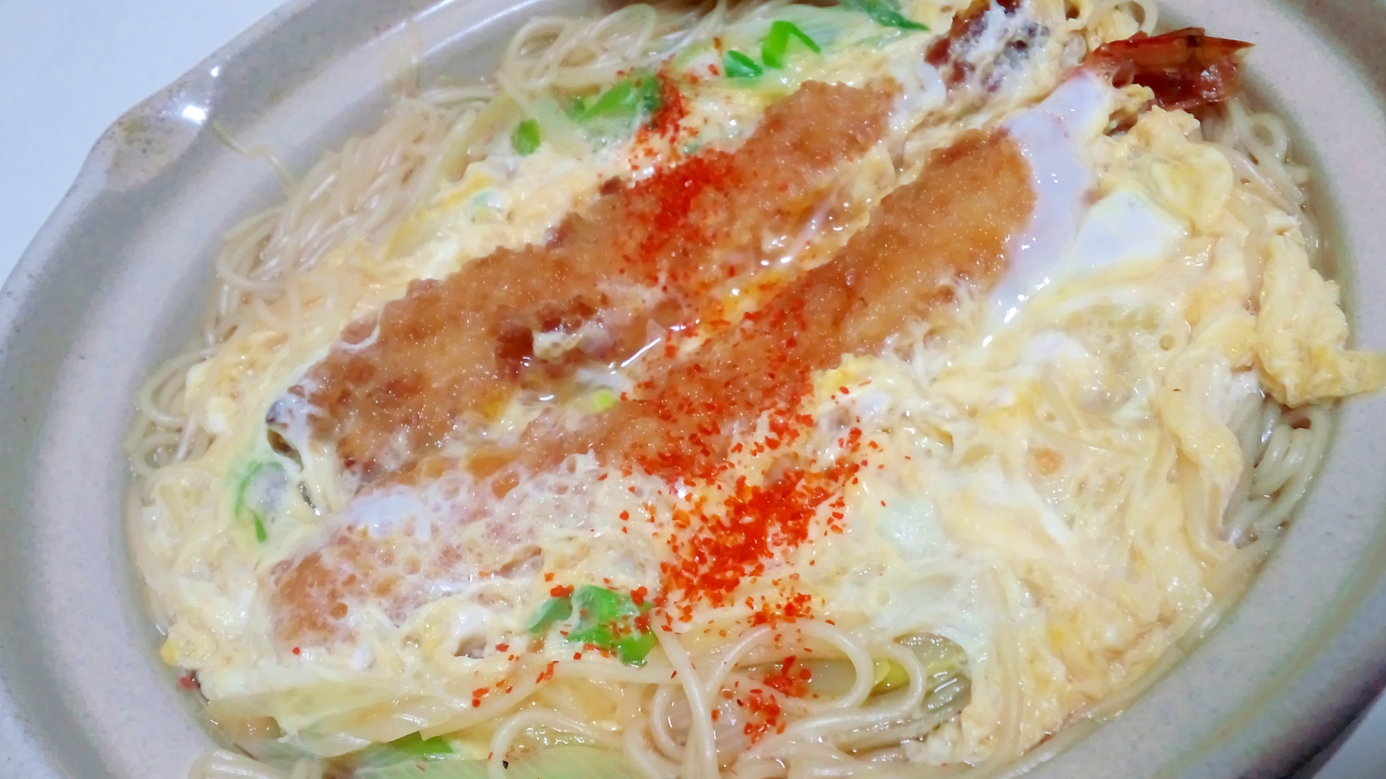 エビフライ入り　熱々かきたま煮麺