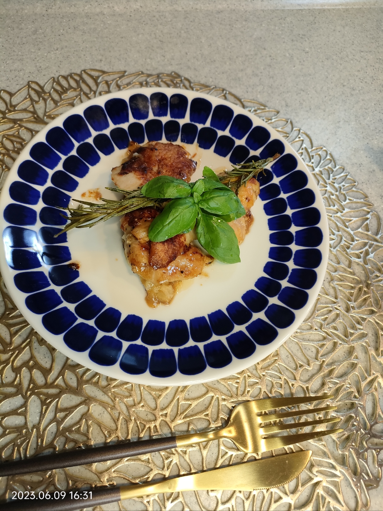 とりムネ肉のマヨバター醤油焼き