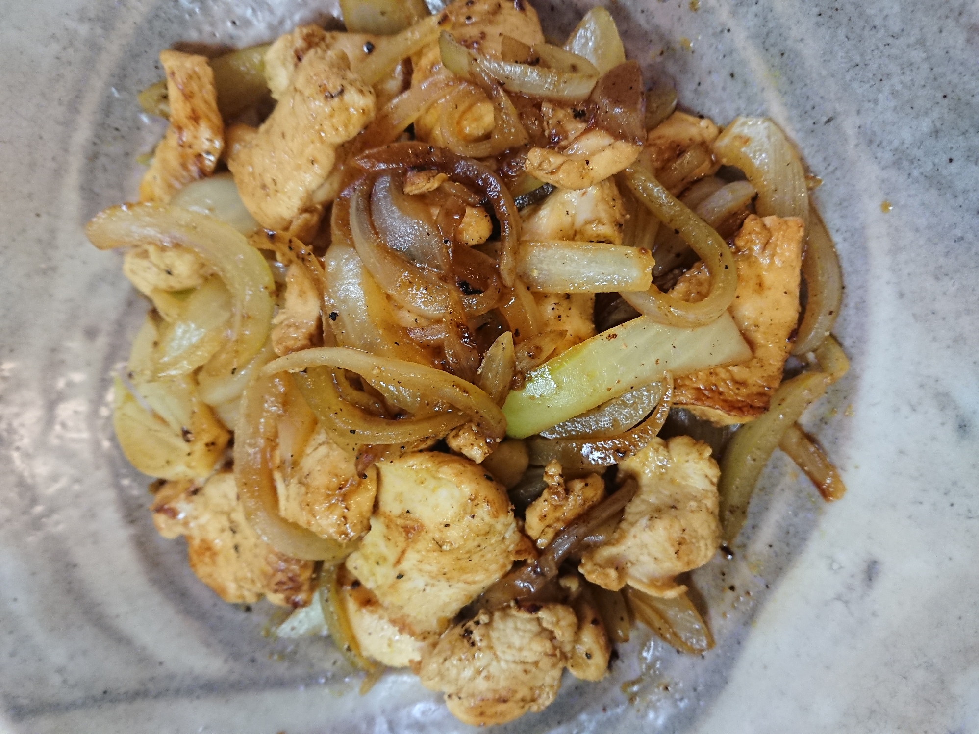 鶏むね肉の炒め!カレー風味