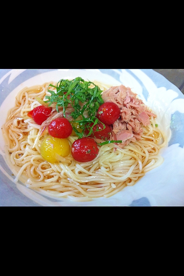 トマトとミョウガのさっぱり素麺