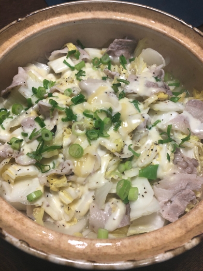 豚バラと白菜の黒コショウチーズ鍋