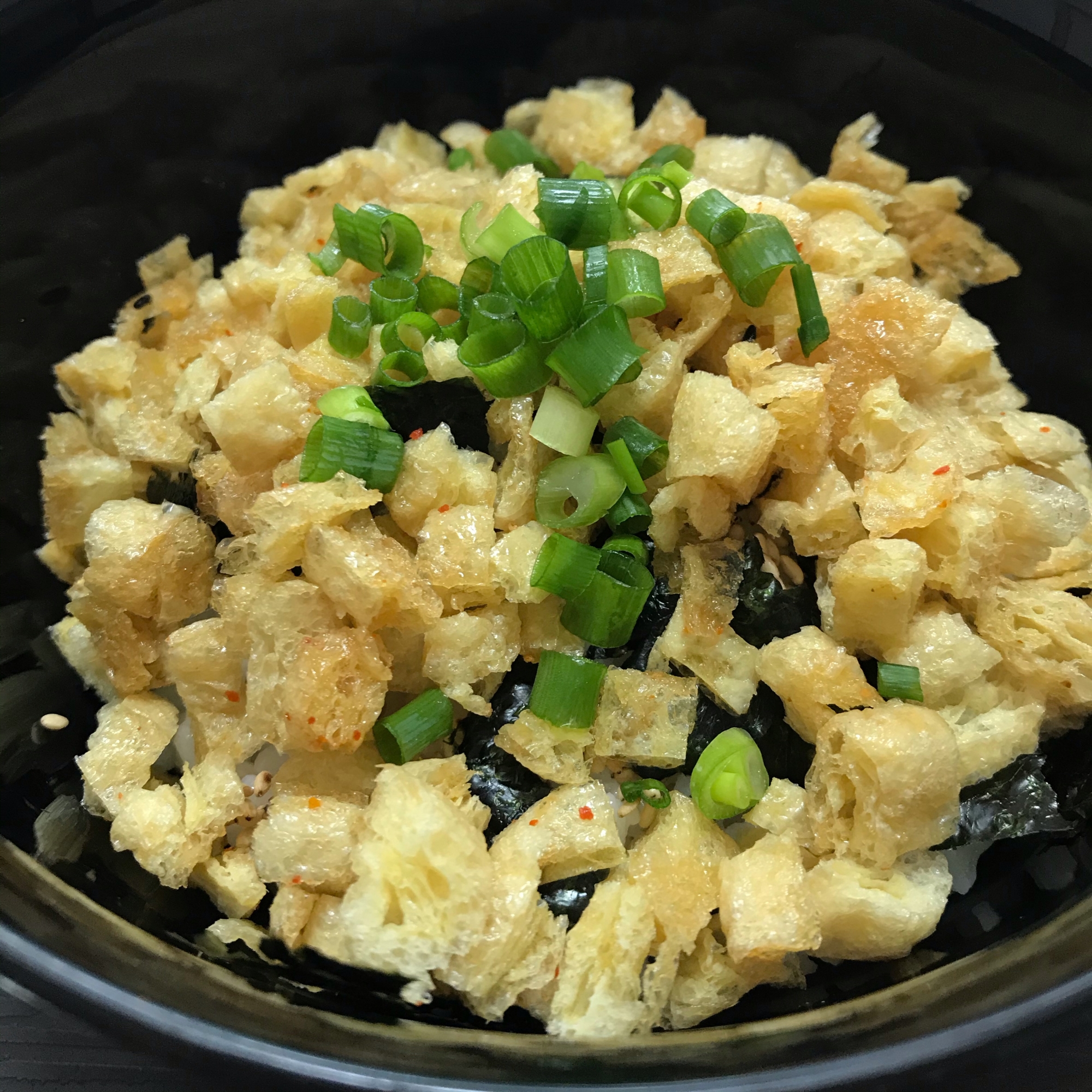 ピリ辛油揚げ丼