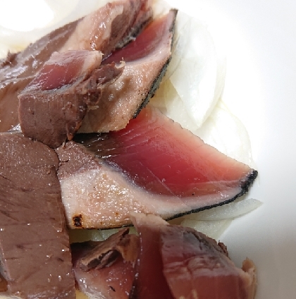 鰹のたたき☆新玉葱のスライス添え