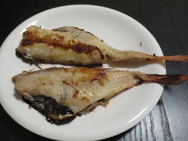 赤魚を酒粕に漬け込んで風味のよい焼き魚
