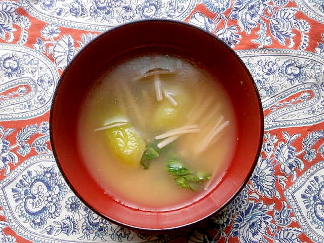えのき・チンゲン菜の味噌汁