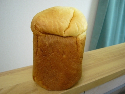 小太郎しゃーん♪(*´▽｀*)ノ゛☆これ、今日遊びに来たお友達用に焼きました♪
ホームベーカリーのパン初めてみたいで超喜んでくれた♪(￣∇￣*
ほんと感謝です！