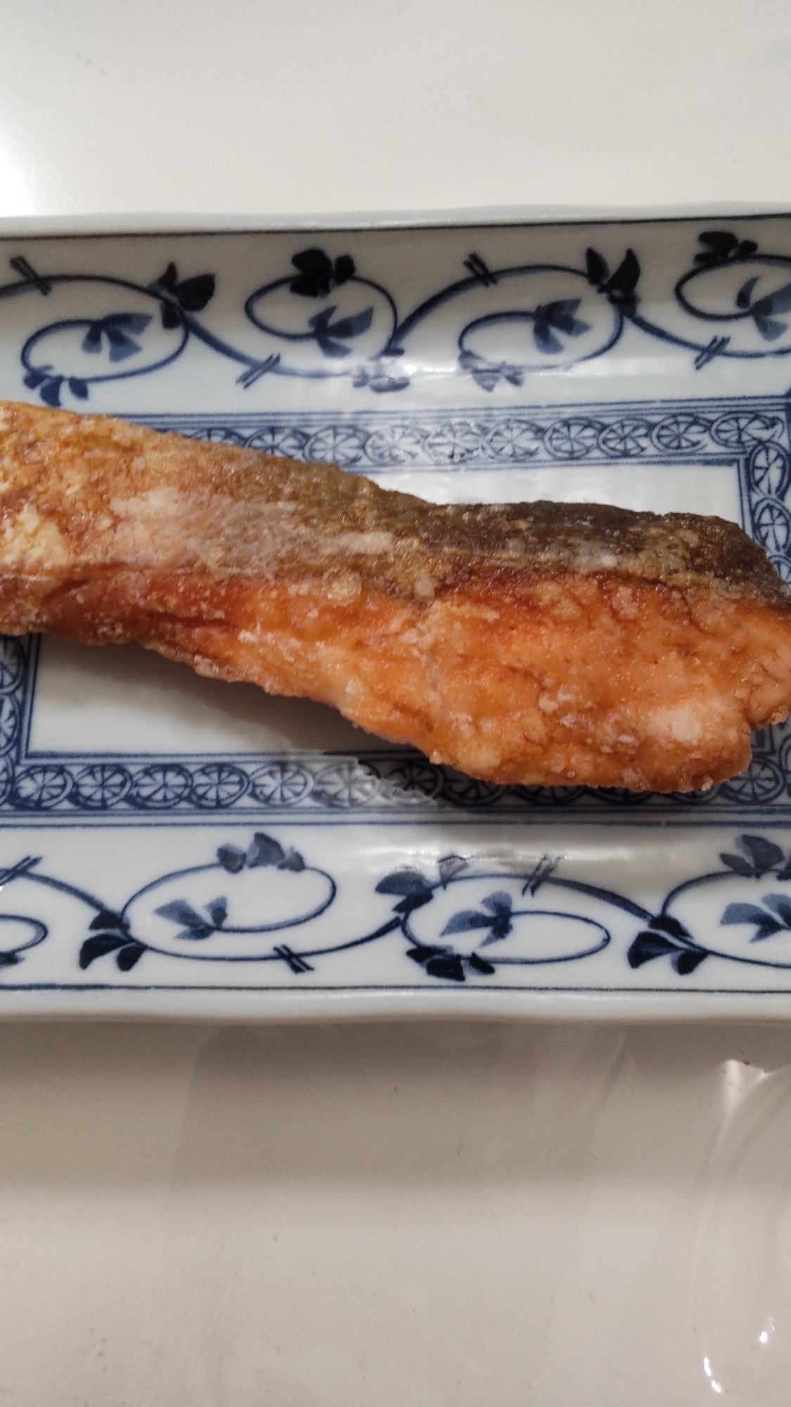 焼くだけ簡単、生鮭のカリカリ焼