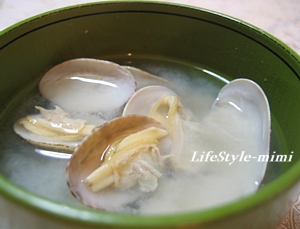 あさりのお味噌汁 (あさりの下処理方法詳細有り)
