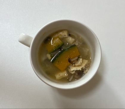 かぼちゃと油揚げと葱のお味噌汁