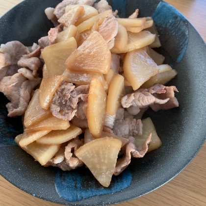 大根の香りがあまり得意でない家族もモリモリ食べてくれました！甘辛い味付けでご飯がおかわりしたくなる美味しさ♪ごちそう様でした★