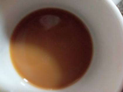 アーモンドミルクで、まろやかコーヒー