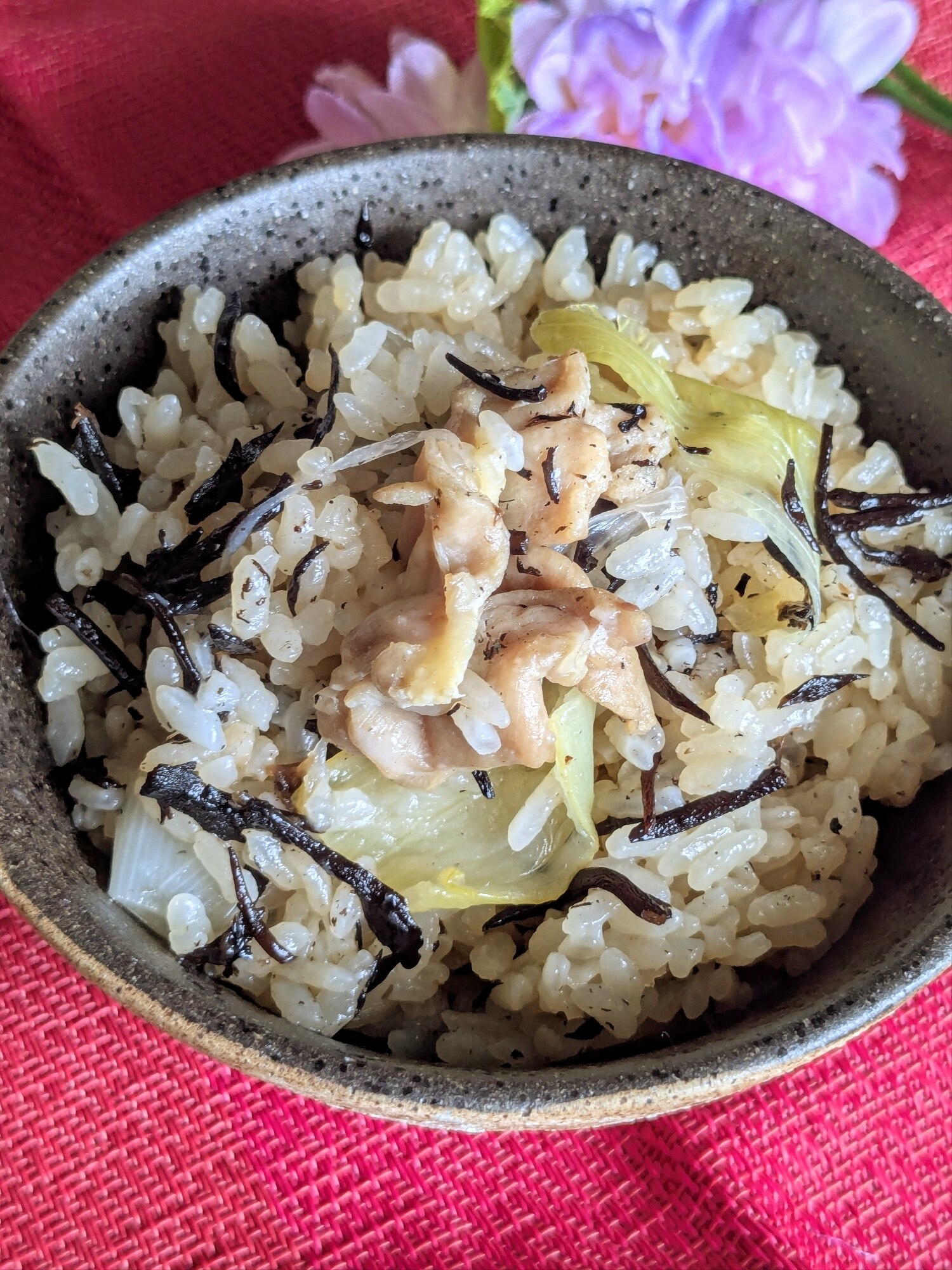 せせりと長ねぎのひじき炊き込みご飯〜 レシピ・作り方 by にゃんtaro