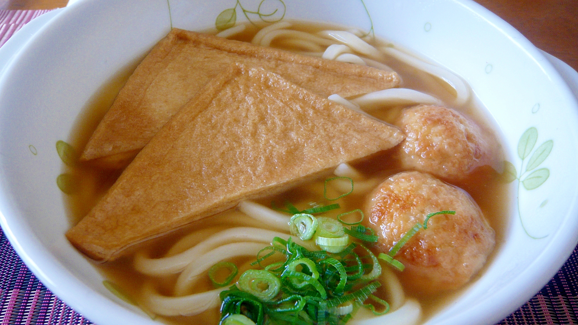 ♥　冷凍たこ焼き入り！　きつねうどん　♥