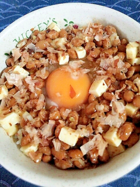 納豆の食べ方-生玉子＆おかかチーズ♪