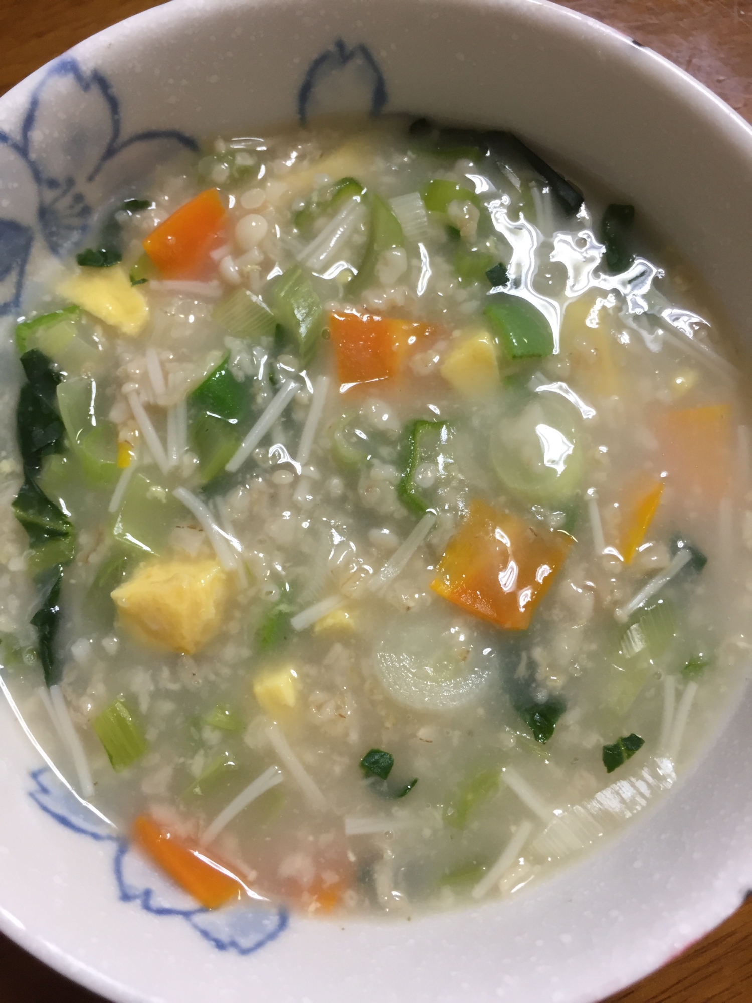 野菜たっぷり白だしでオートミール粥