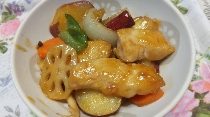鶏と根菜のピリ辛甘酢炒め