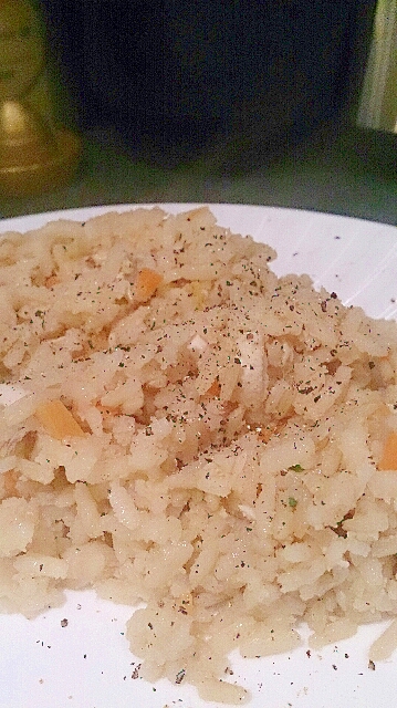 ローストチキンの残りで 洋風チキンライス レシピ 作り方 By モモグラモ 楽天レシピ